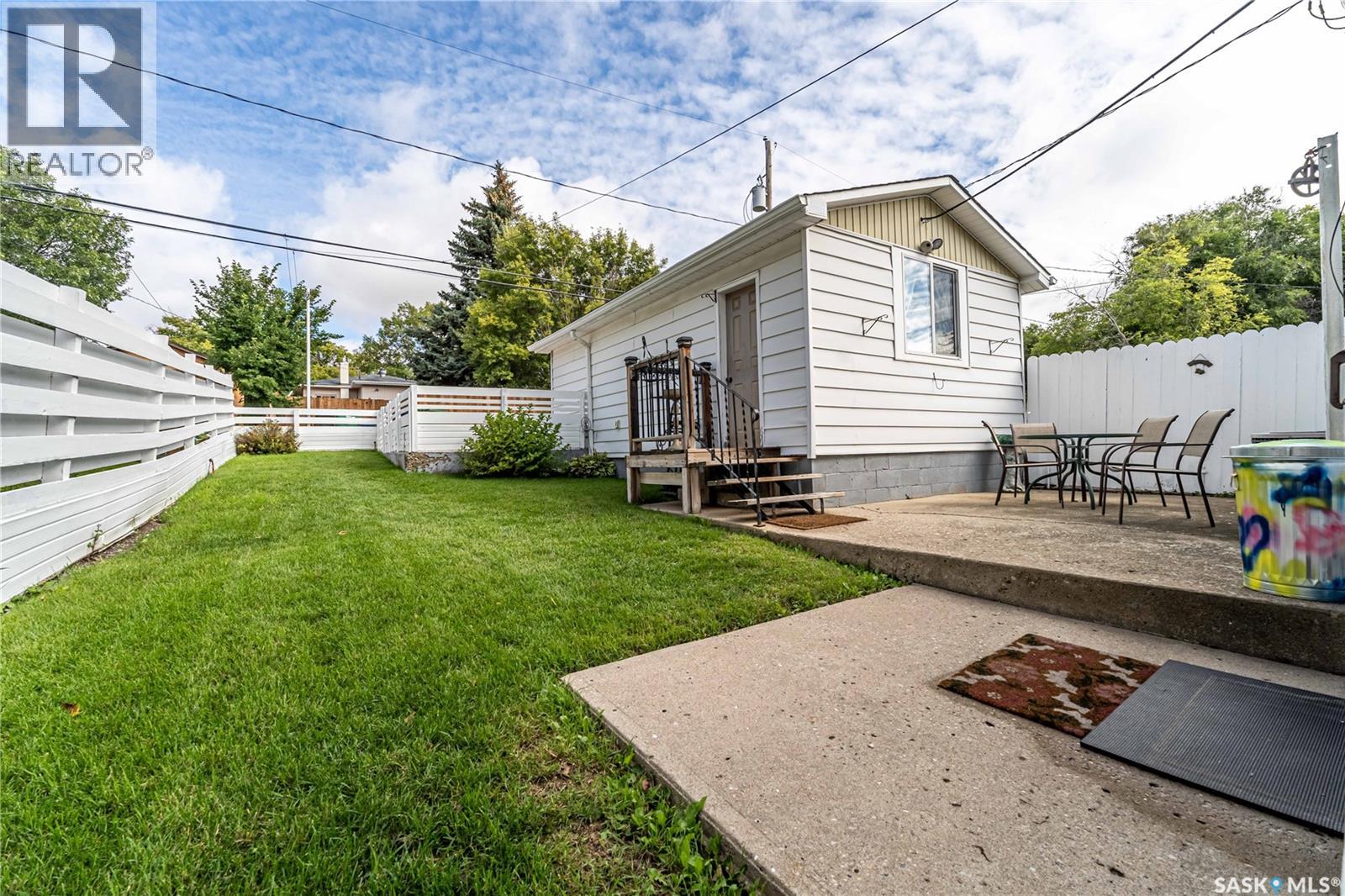 954 Hochelaga Street W, Moose Jaw, Saskatchewan  S6H 2H8 - Photo 31 - SK048558