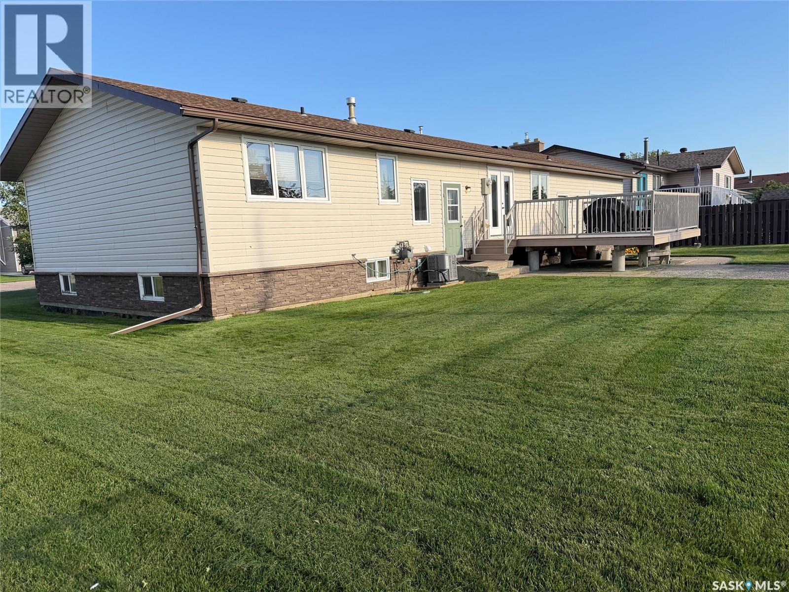 615 Main Street, Hudson Bay, Saskatchewan  S0E 0Y0 - Photo 35 - SK048545
