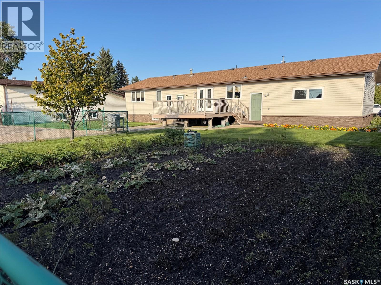 615 Main Street, Hudson Bay, Saskatchewan  S0E 0Y0 - Photo 36 - SK048545