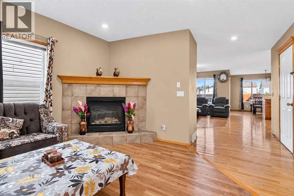 113 Taralea Circle NE, Calgary, Alberta  T3J 5G9 - Photo 6 - A2345092