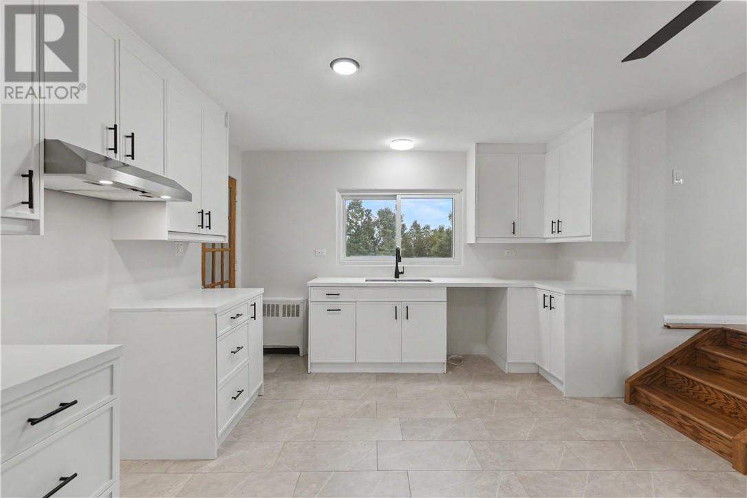 1286 Lauzon Avenue, Sudbury, Ontario  P3A 3E1 - Photo 17 - 2130117