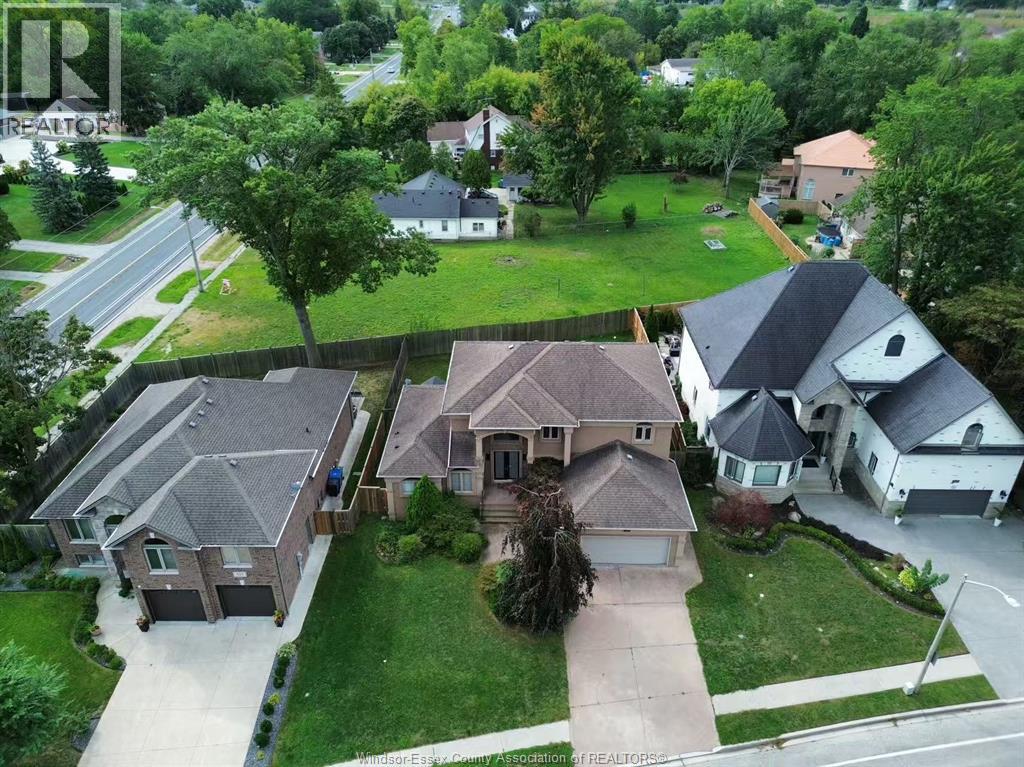 425 Country Club Drive, Windsor, Ontario  N9G 3G9 - Photo 46 - 26022623