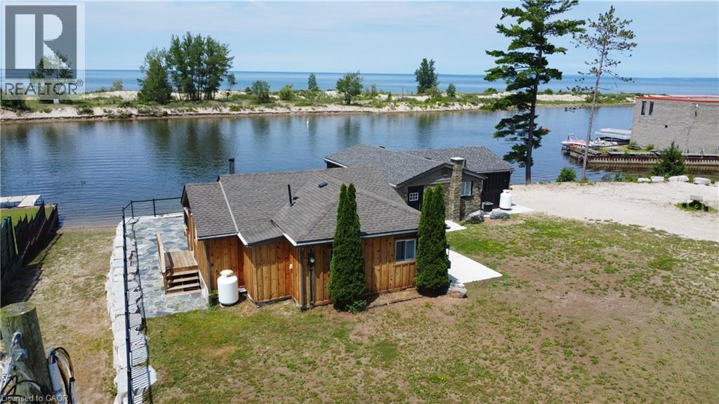 2 Browns Lane, Wasaga Beach, Ontario  L9Z 2L7 - Photo 2 - 40846397
