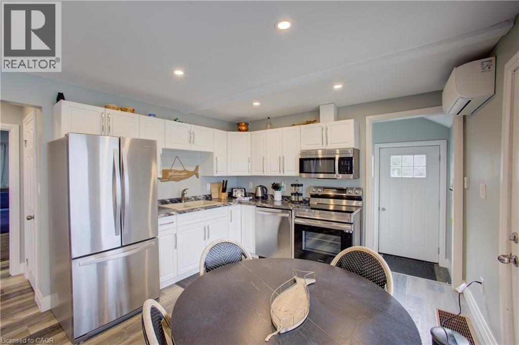 2 Browns Lane, Wasaga Beach, Ontario  L9Z 2L7 - Photo 18 - 40846397