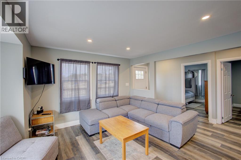 2 Browns Lane, Wasaga Beach, Ontario  L9Z 2L7 - Photo 15 - 40846397