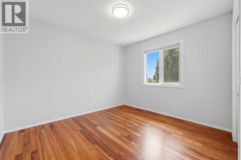 872 Sierra Morena Court SW, Calgary, Alberta  T3H 3C6 - Photo 31 - A2341462