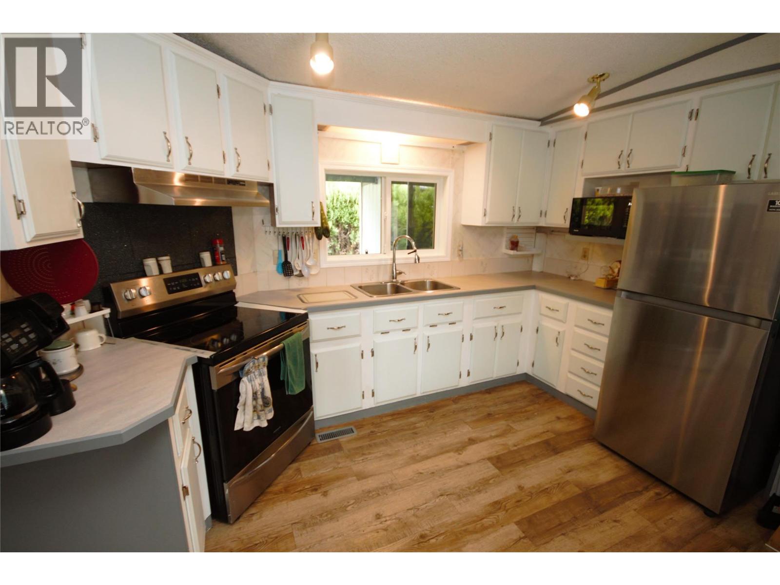 8487 Highway 97 Unit# 49 Oliver Photo 6 8487 Highway 97 Unit# 49 Oliver Photo 6