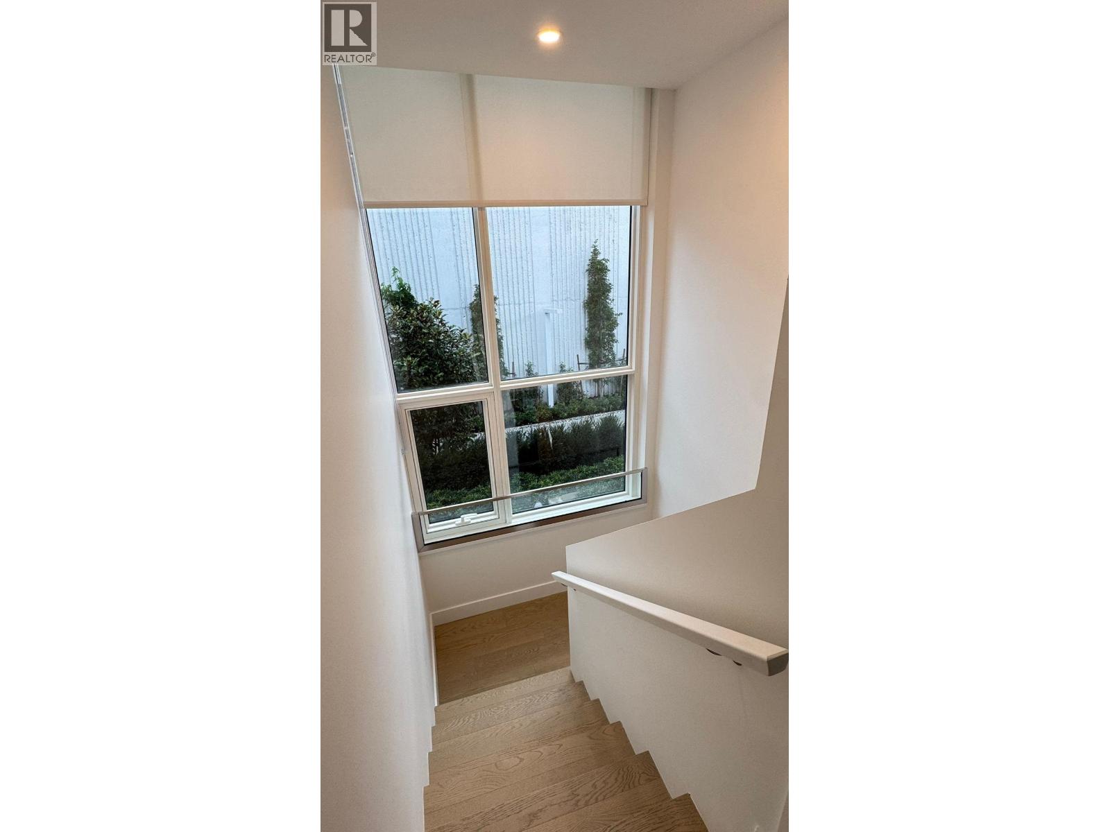 114 423 6th Street, West Vancouver, British Columbia  V7T 0A1 - Photo 35 - R3160931
