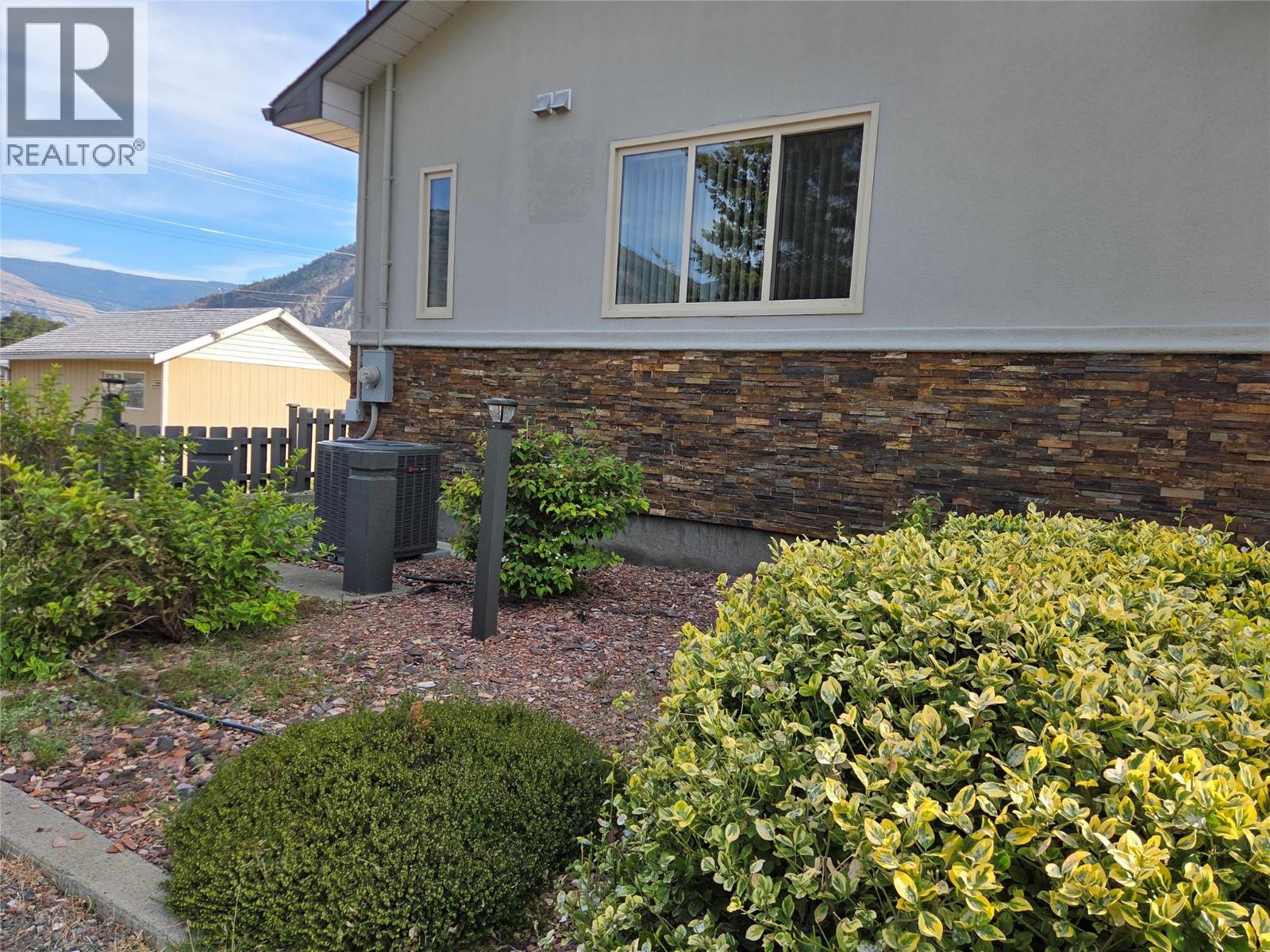 421 9th Avenue, Keremeos, British Columbia  V0X 1N3 - Photo 43 - 10392153