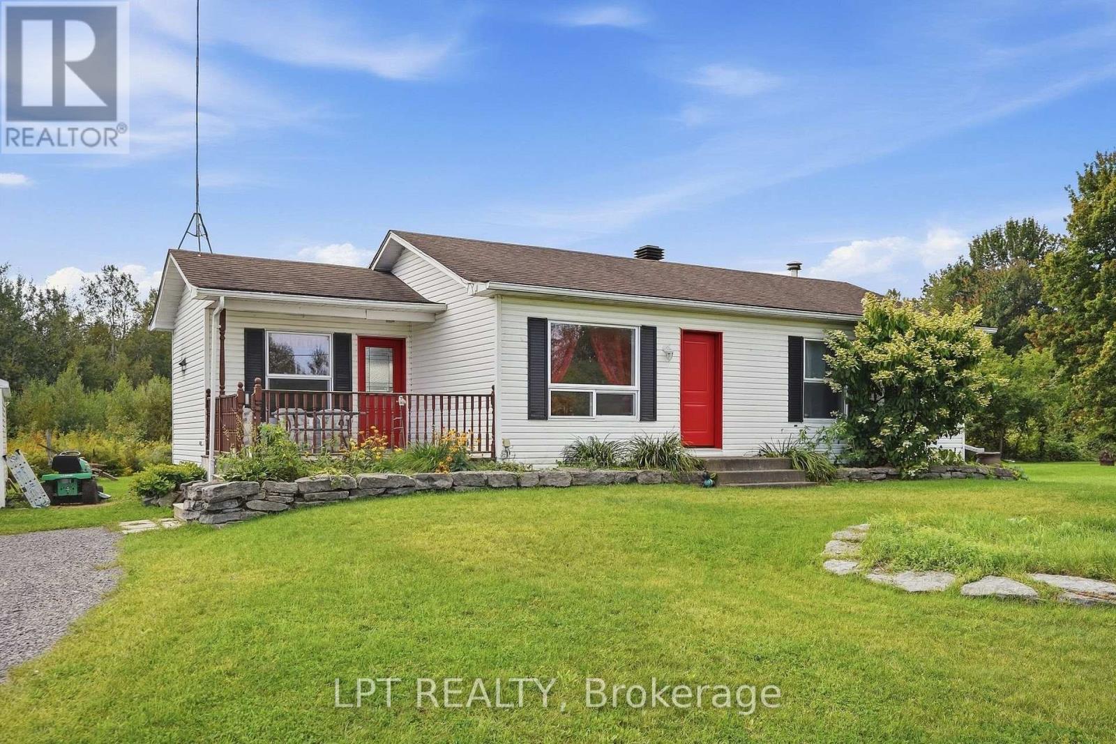 7820 County 10 Road, The Nation, Ontario  K0B 1R0 - Photo 2 - X13788326