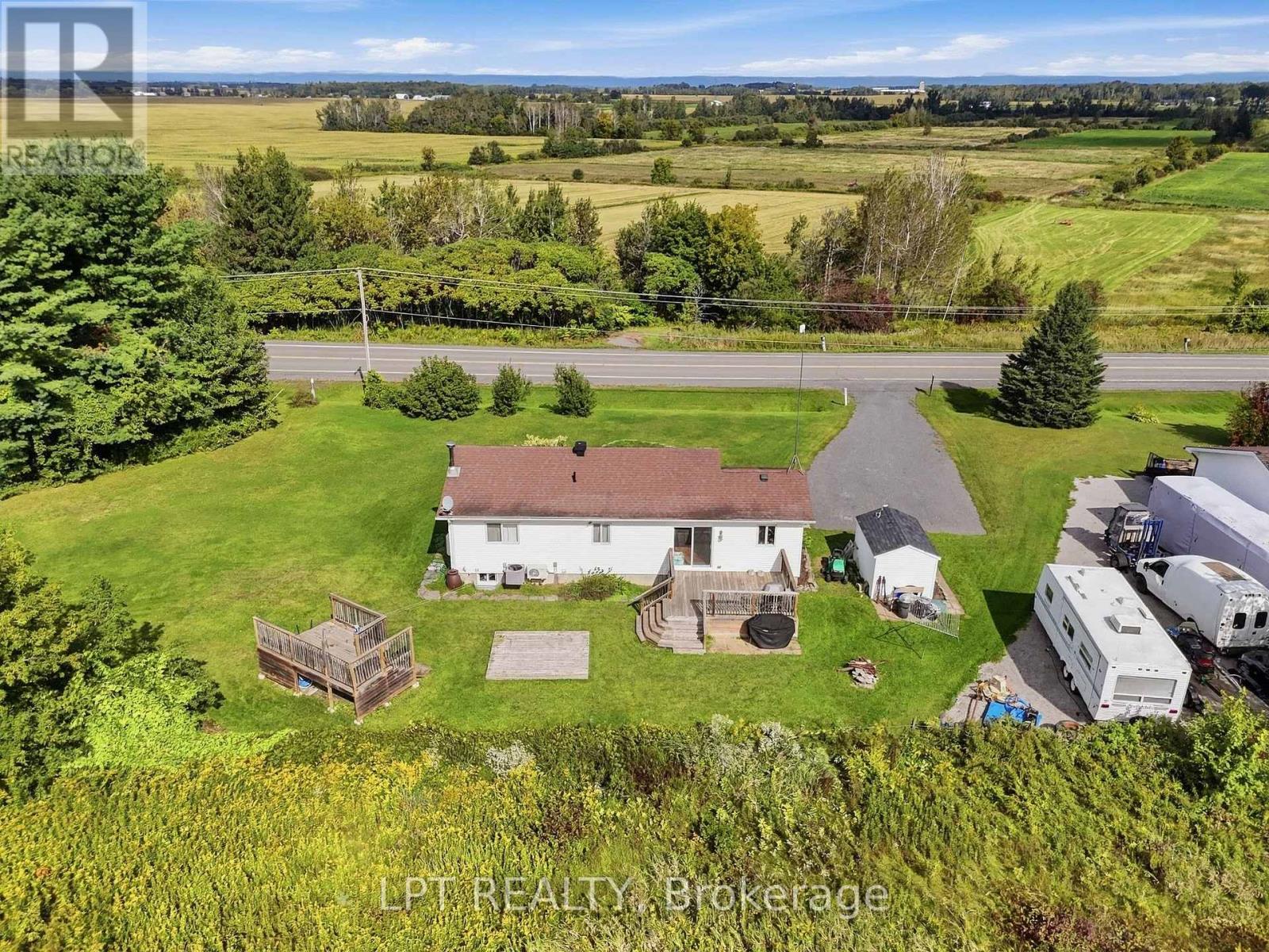 7820 County 10 Road, The Nation, Ontario  K0B 1R0 - Photo 36 - X13788326
