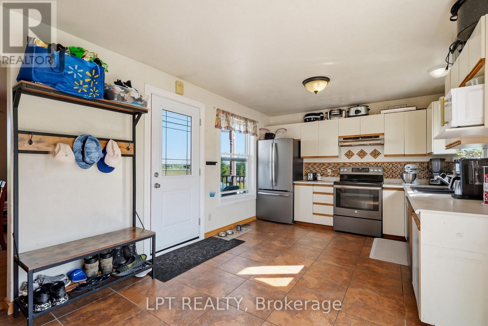 7820 County 10 Road, The Nation, Ontario  K0B 1R0 - Photo 4 - X13788326