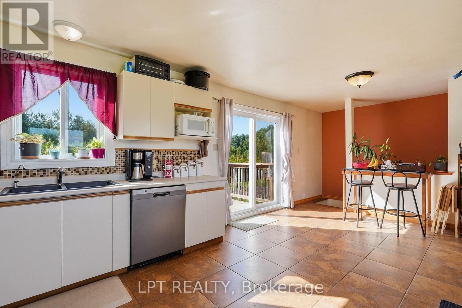 7820 County 10 Road, The Nation, Ontario  K0B 1R0 - Photo 6 - X13788326