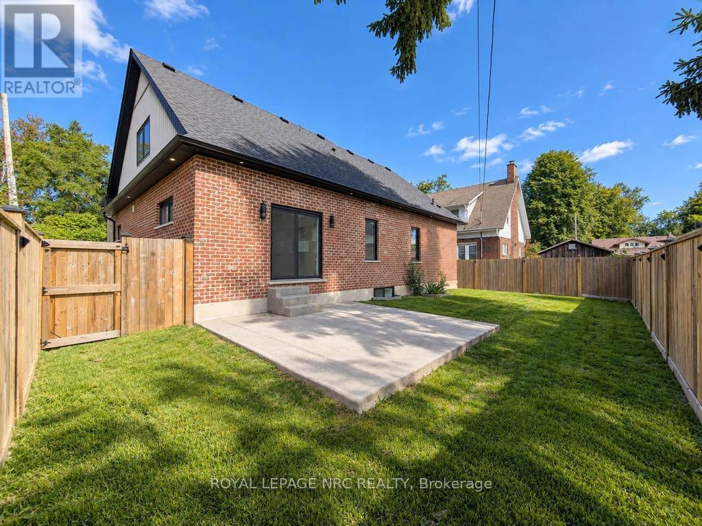 14 Charlotte Court, Welland, Ontario  L3C 1P5 - Photo 35 - X13788244