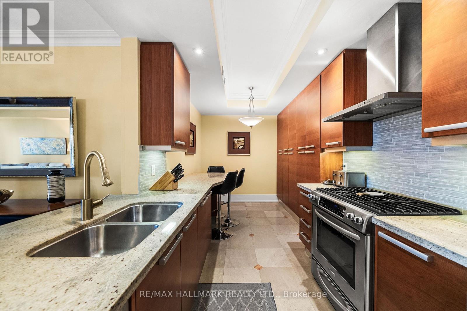 807c - 662 Sheppard Avenue E, Toronto, Ontario  M2K 3E6 - Photo 9 - C13788212