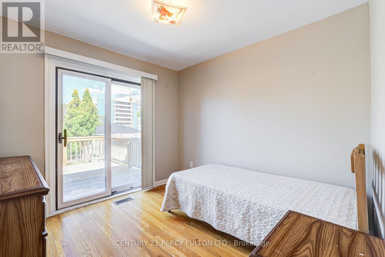 10 Dunlop Avenue, Toronto, Ontario  M1K 1K9 - Photo 25 - E13788178