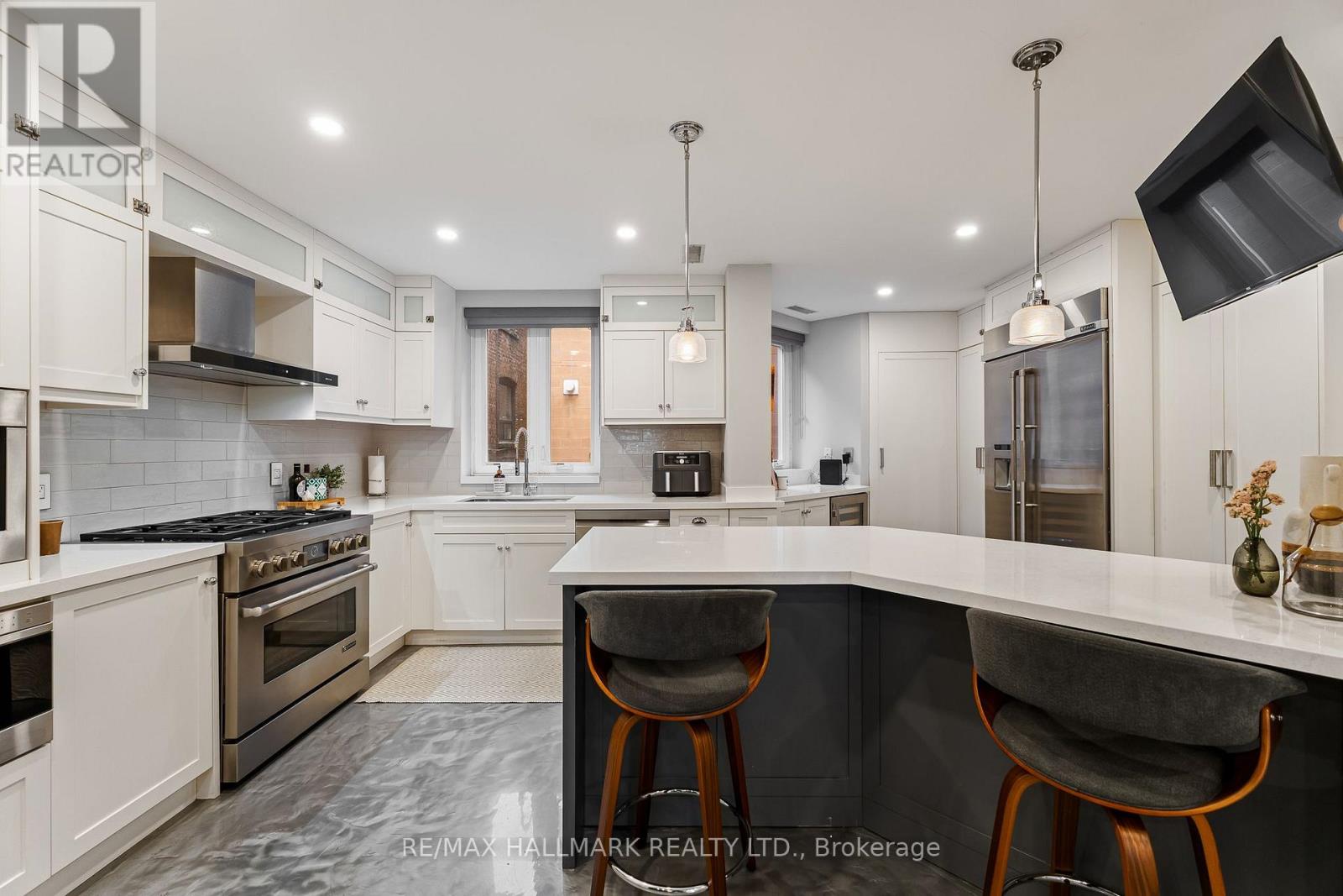 201 - 2365 Queen Street E, Toronto, Ontario  M4E 1H2 - Photo 15 - E13788264