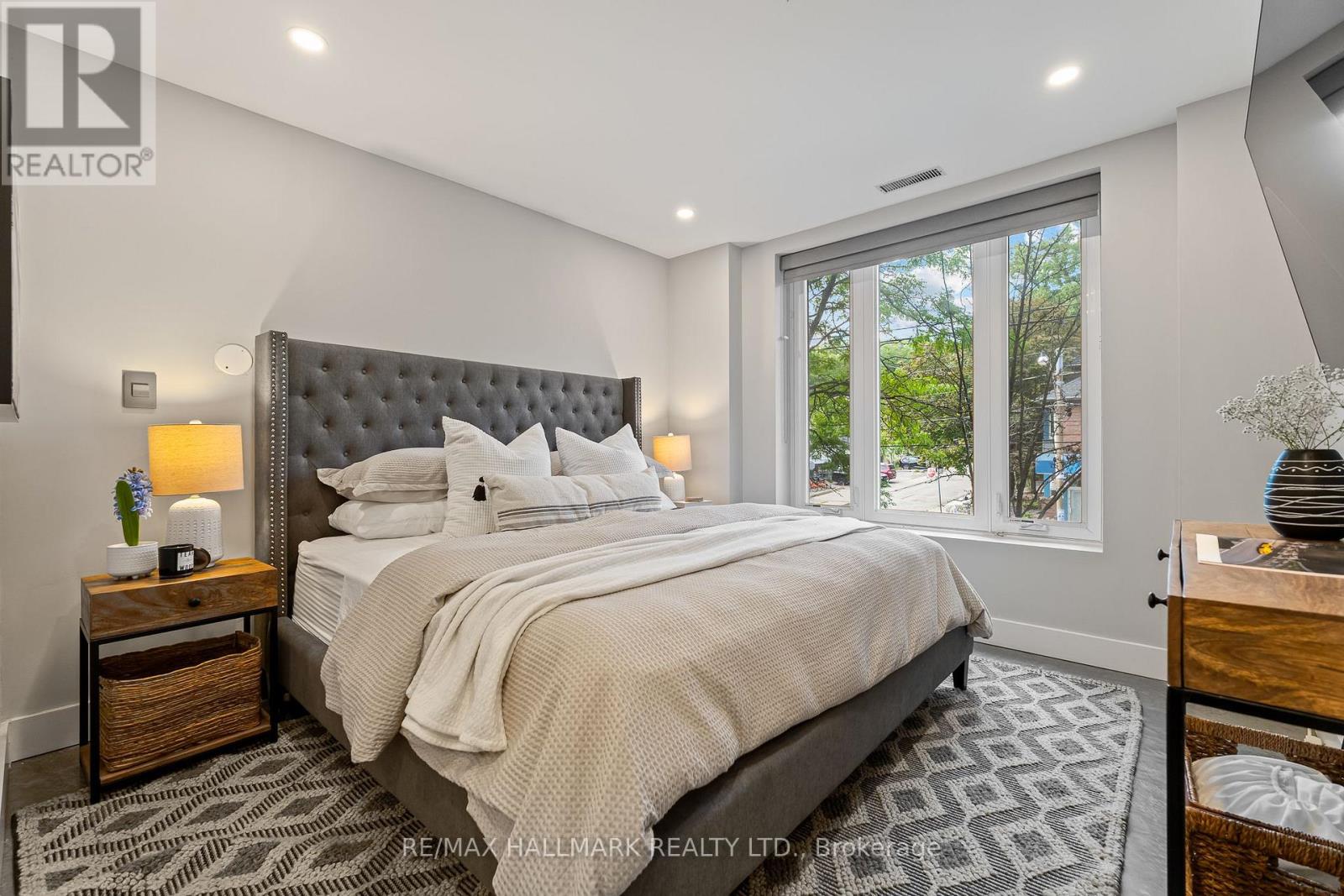 201 - 2365 Queen Street E, Toronto, Ontario  M4E 1H2 - Photo 33 - E13788264