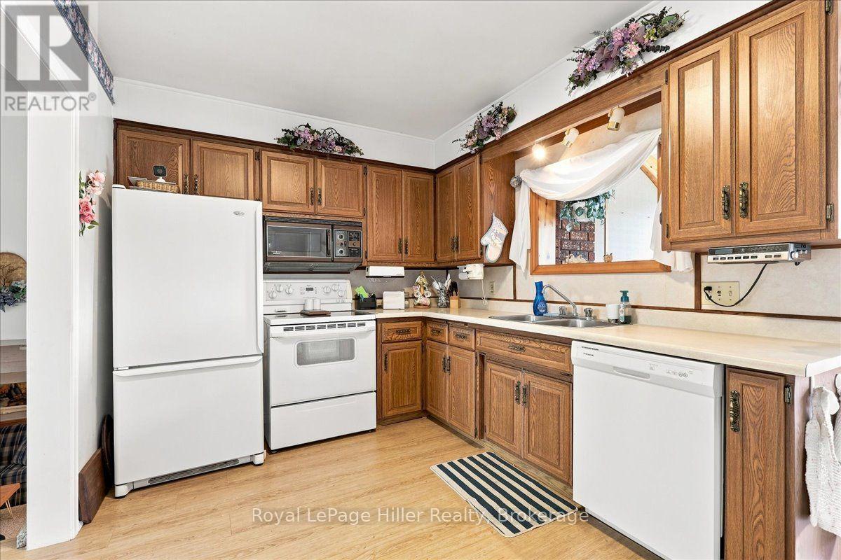 66 Elgin Crescent, Stratford, Ontario  N5A 3Z3 - Photo 11 - X13788252