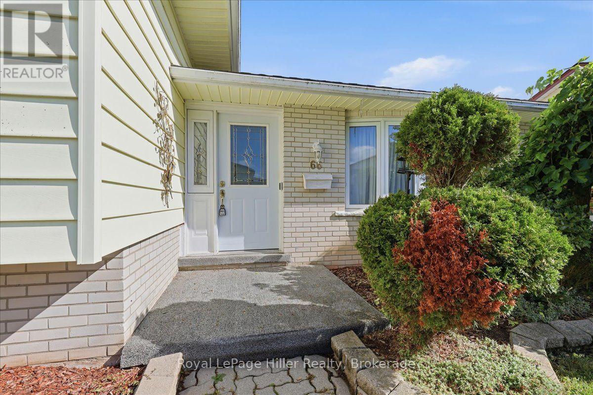 66 Elgin Crescent, Stratford, Ontario  N5A 3Z3 - Photo 3 - X13788252