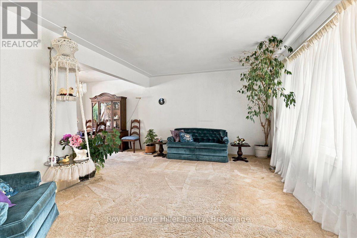 66 Elgin Crescent, Stratford, Ontario  N5A 3Z3 - Photo 5 - X13788252
