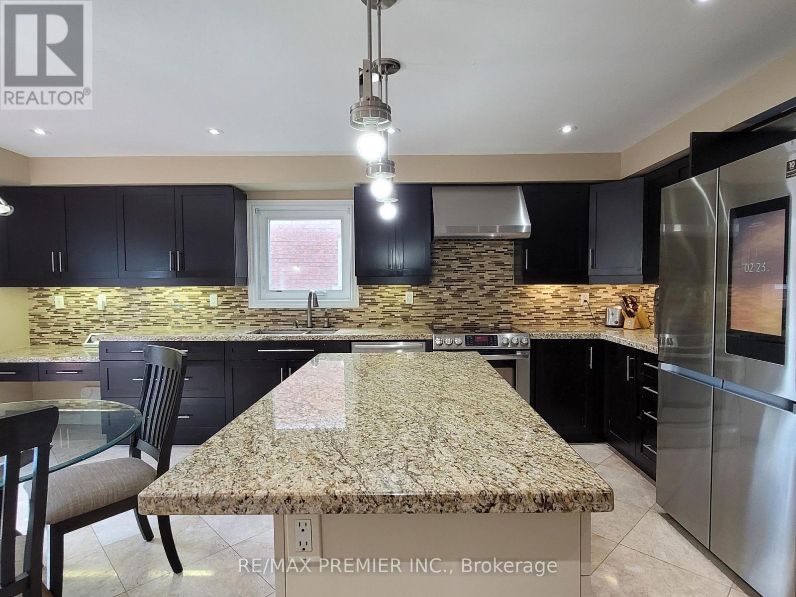 70 Bilbermar Drive, Richmond Hill, Ontario  L4S 1B9 - Photo 13 - N13788124