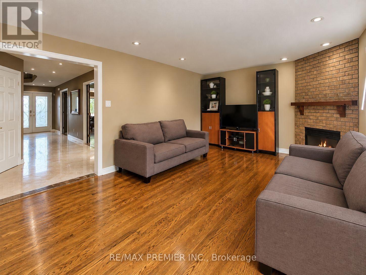 70 Bilbermar Drive, Richmond Hill, Ontario  L4S 1B9 - Photo 17 - N13788124