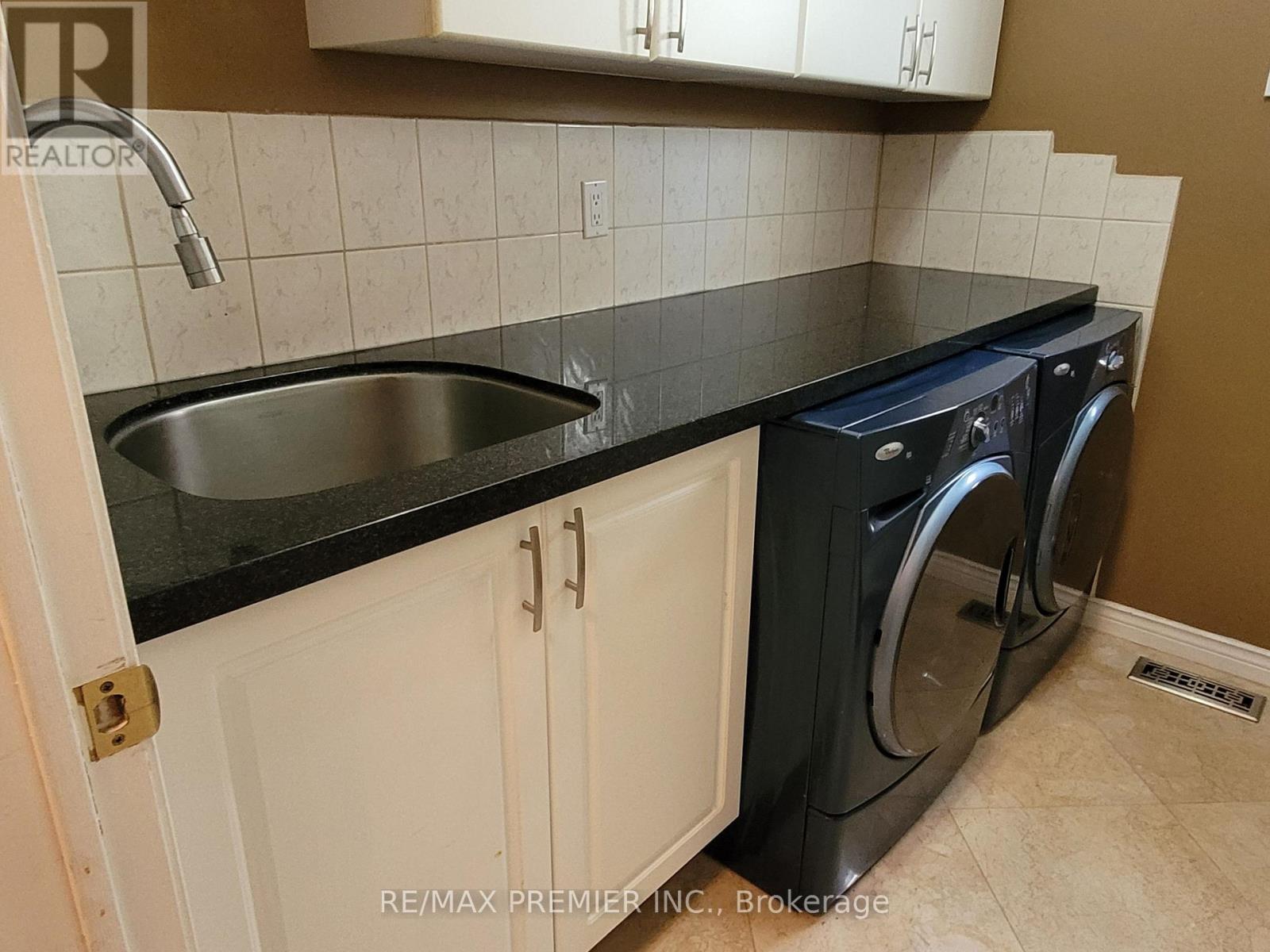 70 Bilbermar Drive, Richmond Hill, Ontario  L4S 1B9 - Photo 21 - N13788124