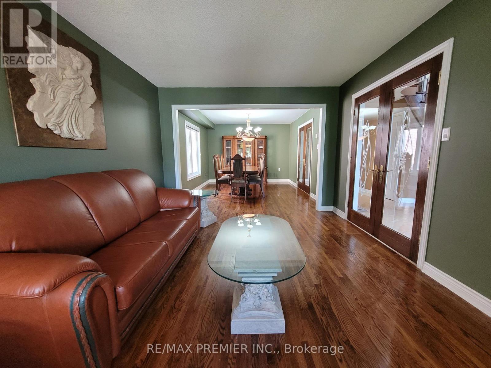 70 Bilbermar Drive, Richmond Hill, Ontario  L4S 1B9 - Photo 7 - N13788124