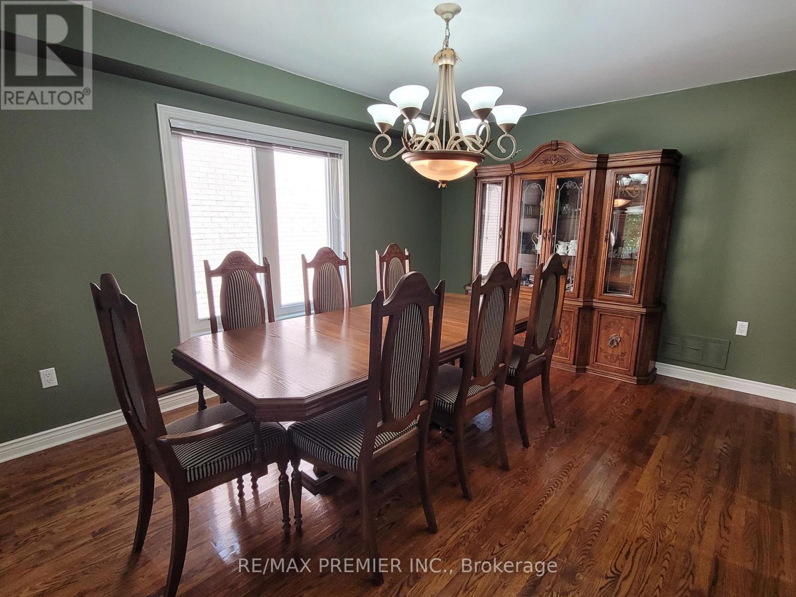 70 Bilbermar Drive, Richmond Hill, Ontario  L4S 1B9 - Photo 8 - N13788124
