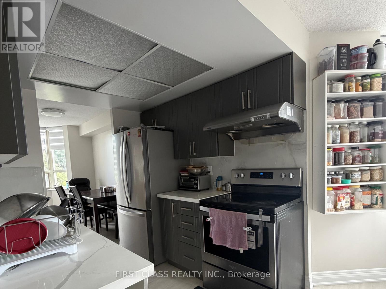 402 - 30 Malta Avenue, Brampton, Ontario  L6Y 4S5 - Photo 12 - W13787122