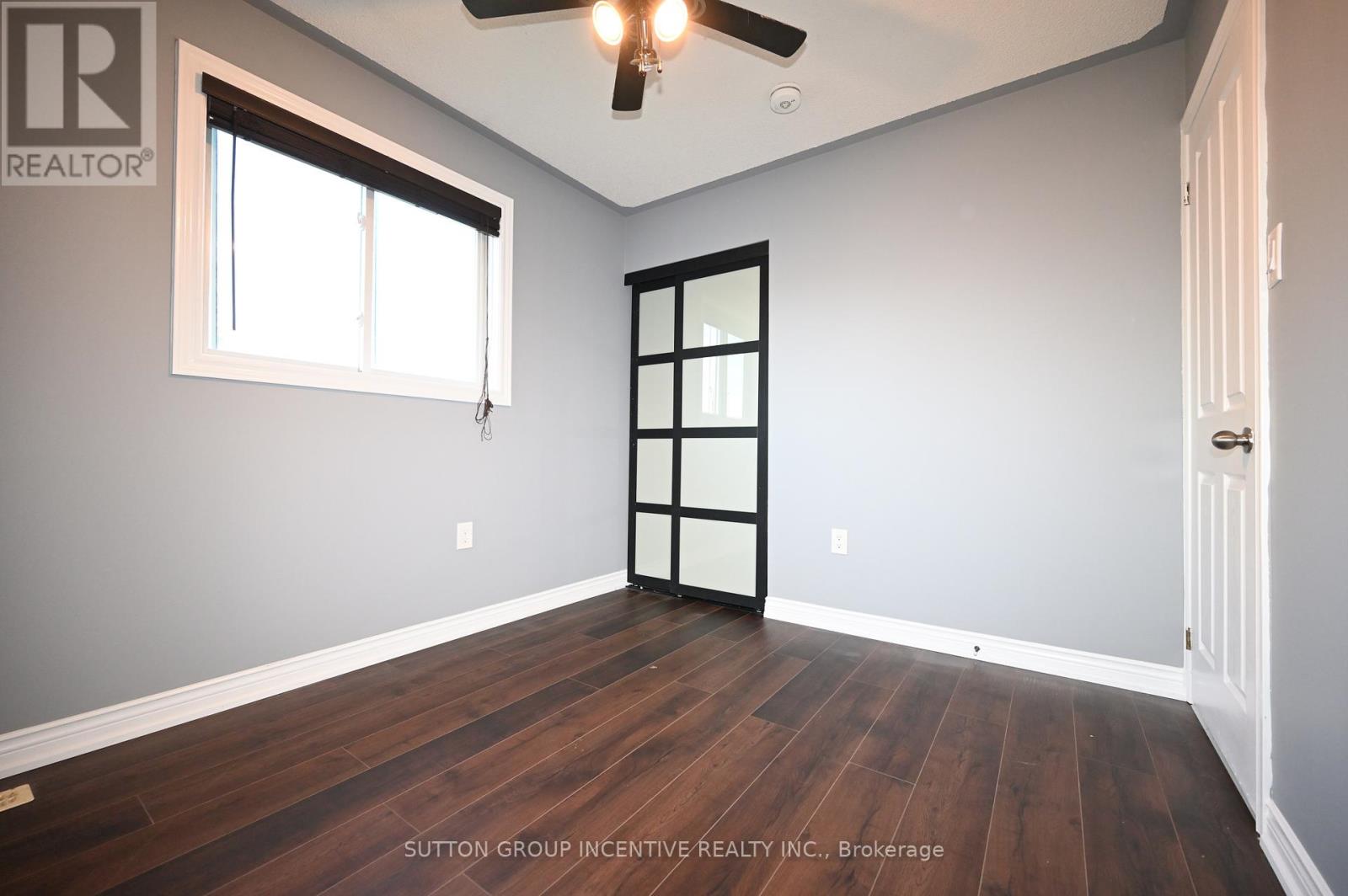 Upper - 39 Jones Drive, Barrie (Grove East), Ontario  L4M 6H7 - Photo 15 - S13788216