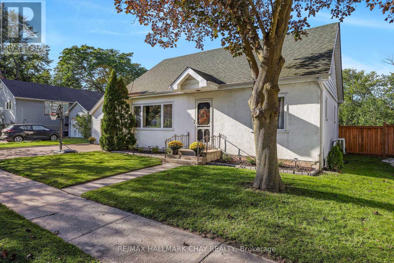 32 Caroline Street, Barrie, Ontario  L4N 2S3 - Photo 7 - S13788272