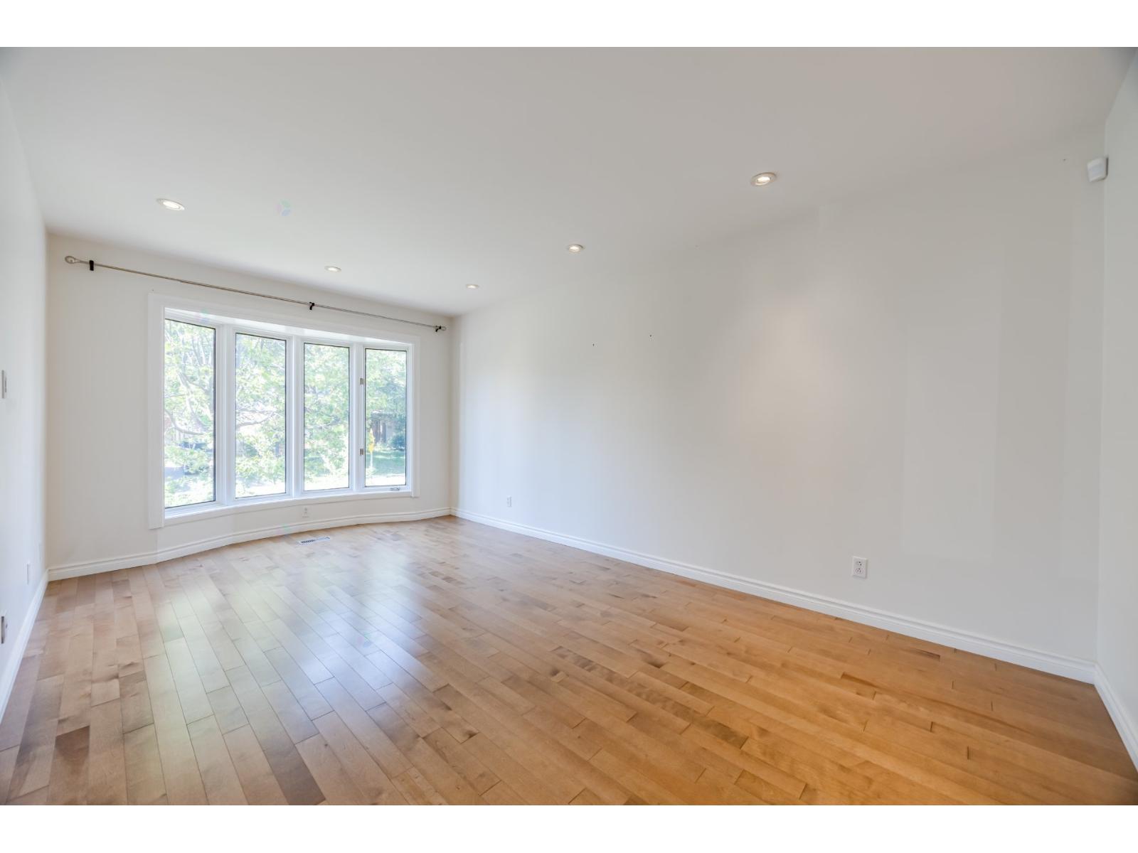 23 Rue Cherry-Lane Kirkland Quebec Canada H9H3G5 3