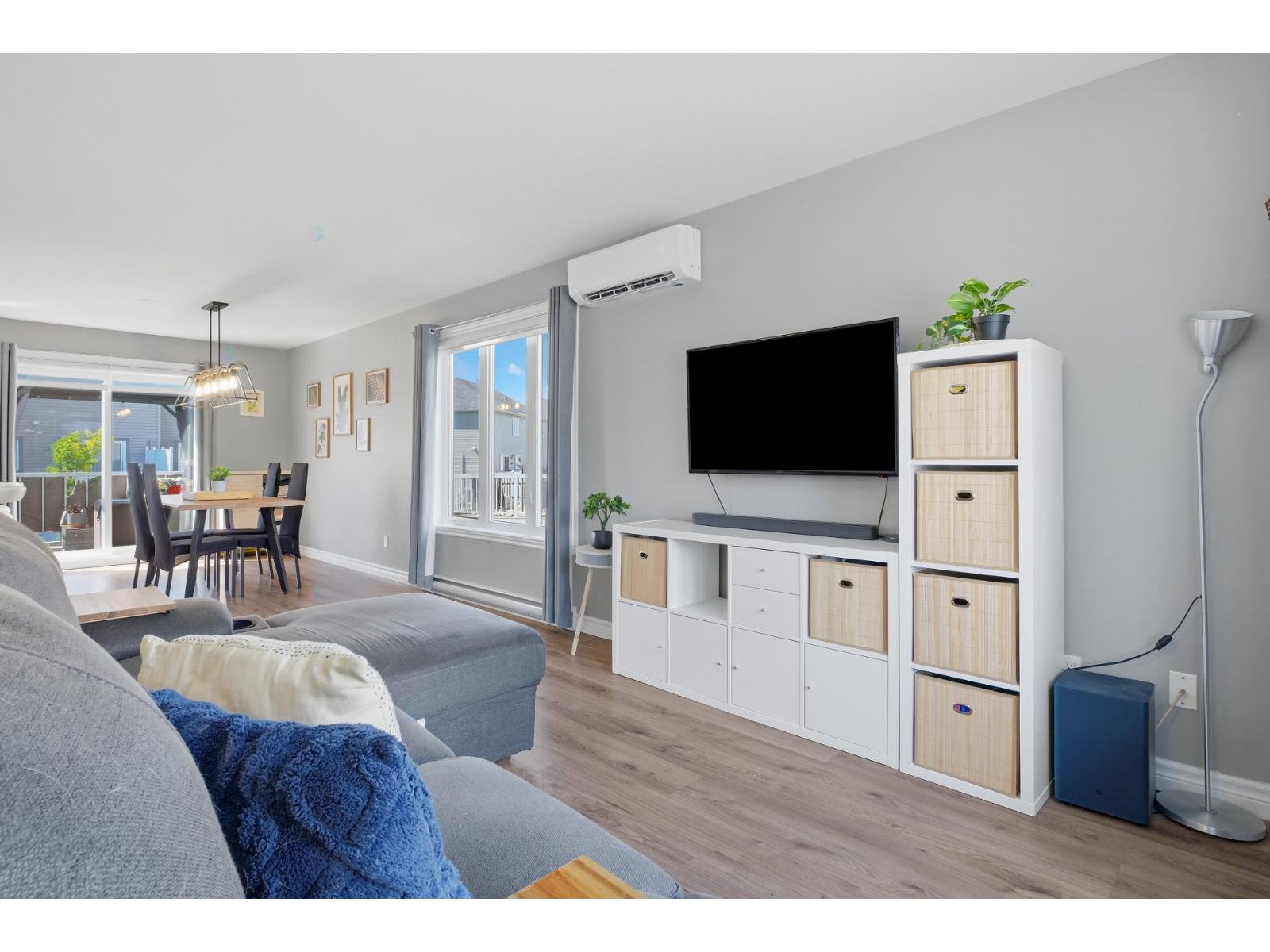 65 Rue Logan|#C Sainte-Martine Quebec Canada J0S1V0 3