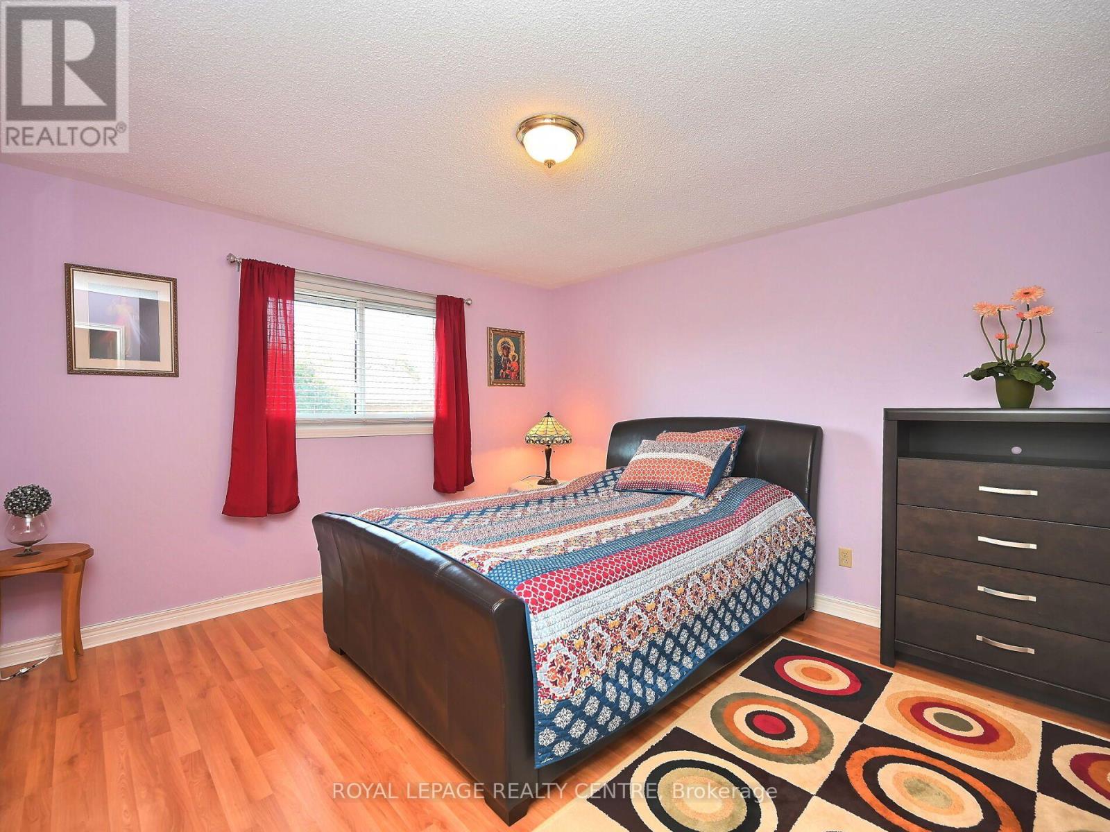 4550 Kettleby Court, Mississauga, Ontario  L4Z 2V7 - Photo 19 - W13788164