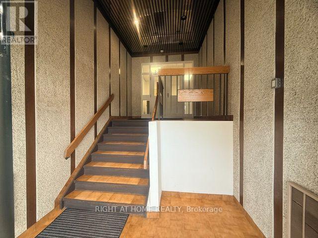 B - 71 Judson Street, Toronto, Ontario  M8Z 1A4 - Photo 2 - W13788194