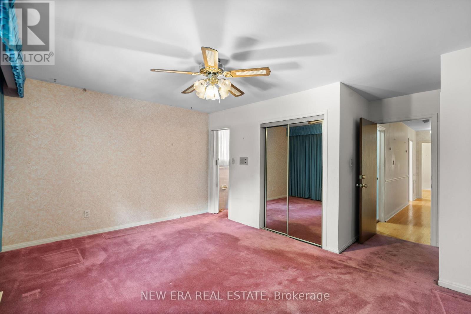 1889 Steepbank Crescent, Mississauga, Ontario  L4X 1T9 - Photo 22 - W13788242
