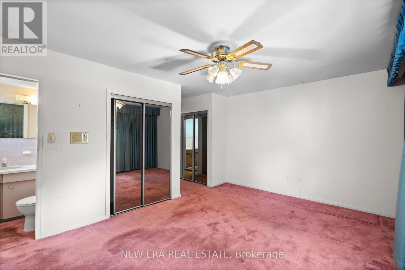 1889 Steepbank Crescent, Mississauga, Ontario  L4X 1T9 - Photo 23 - W13788242