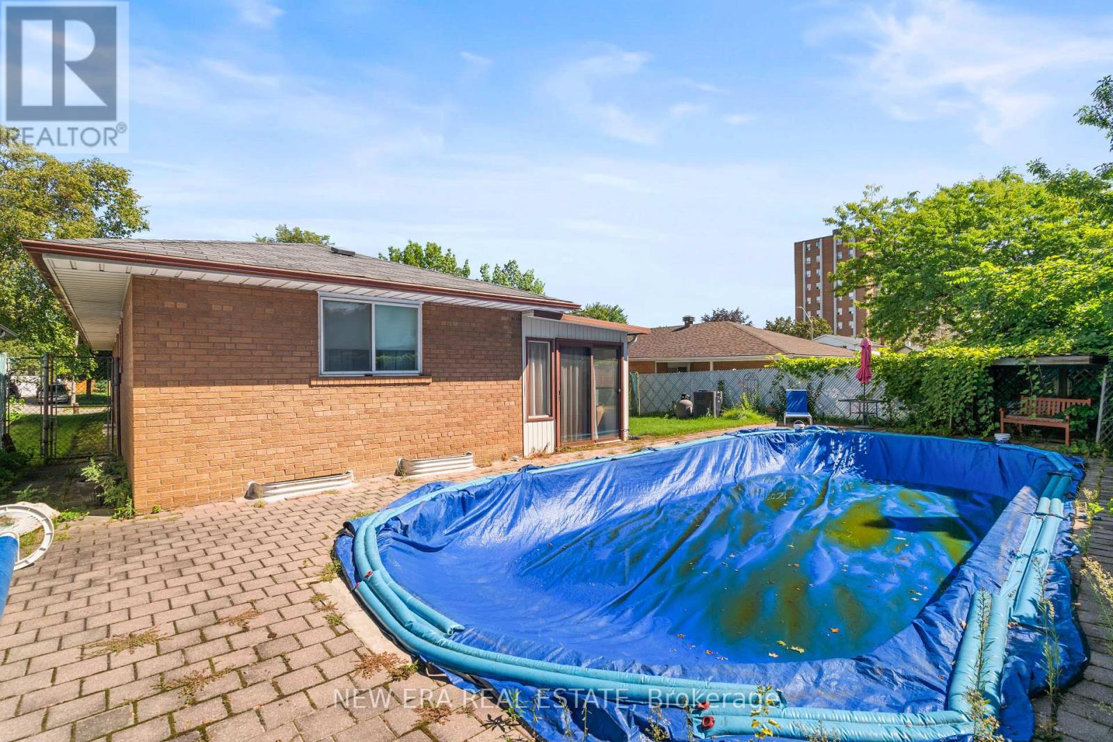 1889 Steepbank Crescent, Mississauga, Ontario  L4X 1T9 - Photo 34 - W13788242