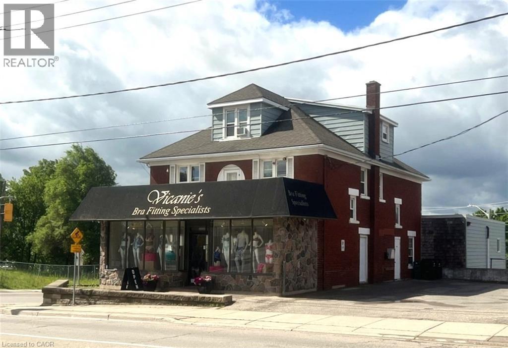 745 KING Street E, Kitchener, Ontario
