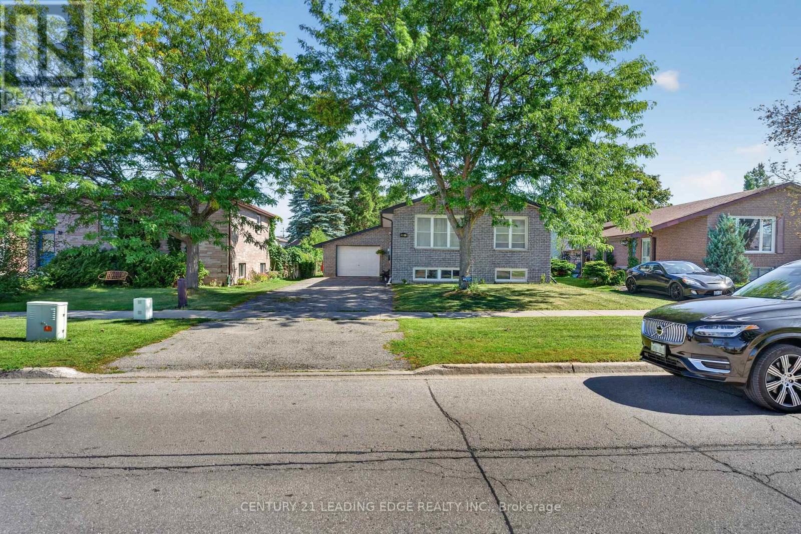 248 VICTORIA AVENUE N, Kawartha Lakes, Ontario