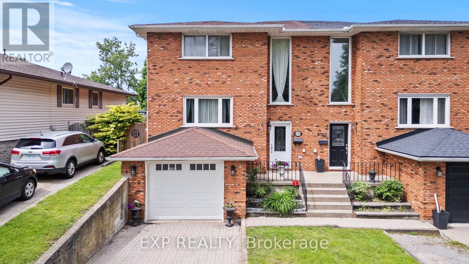 6745 Dawson Street, Niagara Falls, Ontario  L2E 7B6 - Photo 3 - X13788186