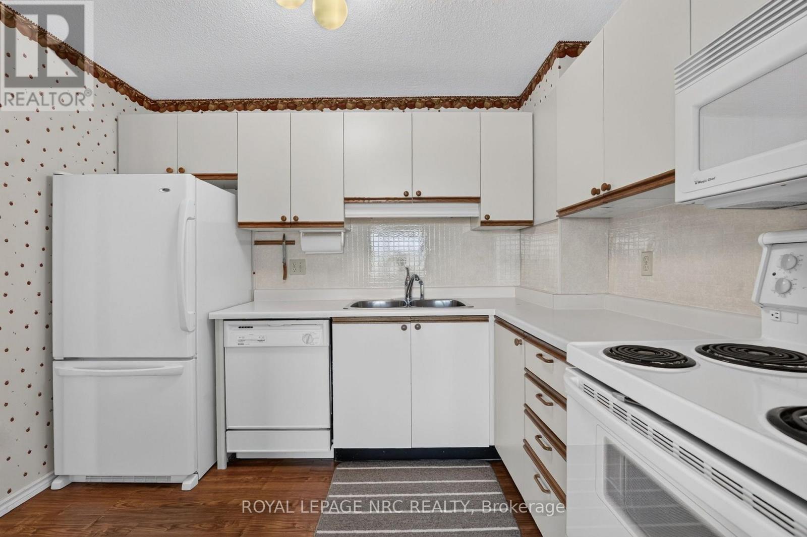 302 - 7 Gale Crescent, St. Catharines, Ontario  L2R 7M8 - Photo 8 - X13788292