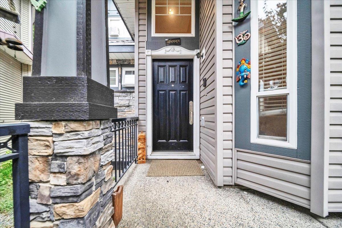 6358 167b Street, Surrey, British Columbia  V3S 1X3 - Photo 6 - R3164141