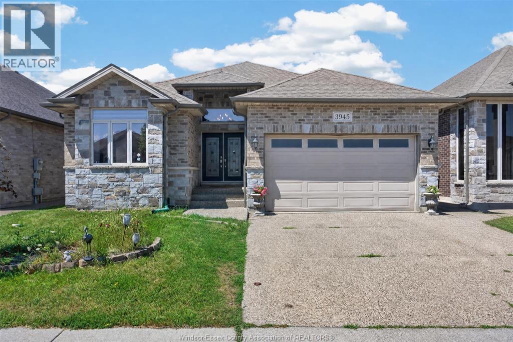 3945 Zanzibar Crescent, Windsor, Ontario  N9G 0A5 - Photo 3 - 26022615