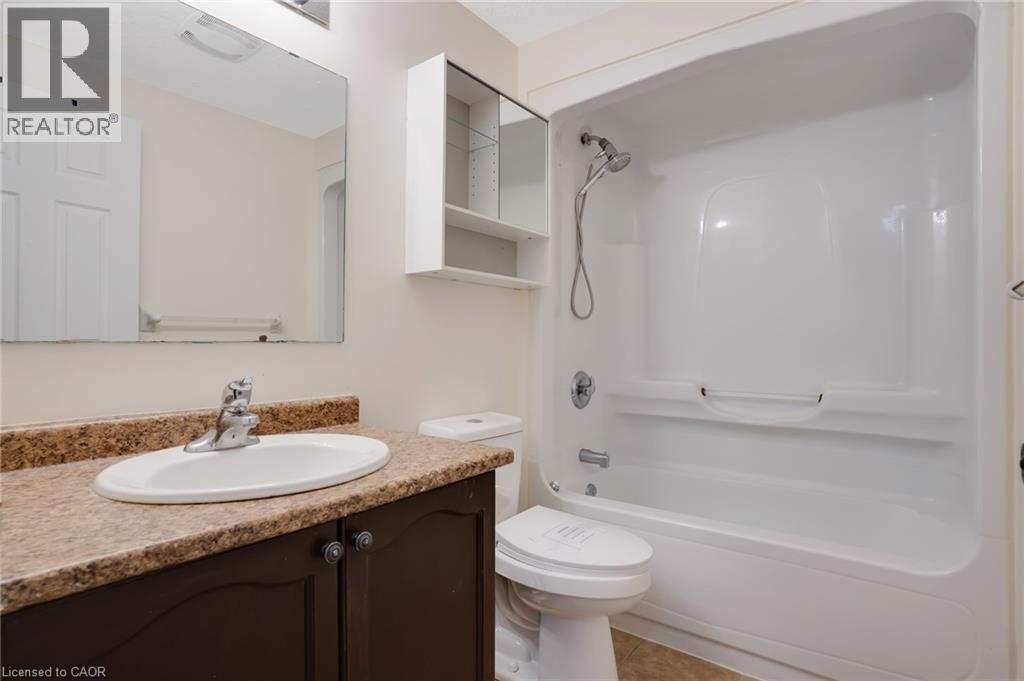 310 Fallowfield Drive, Kitchener, Ontario  N2C 0A9 - Photo 15 - 40795011