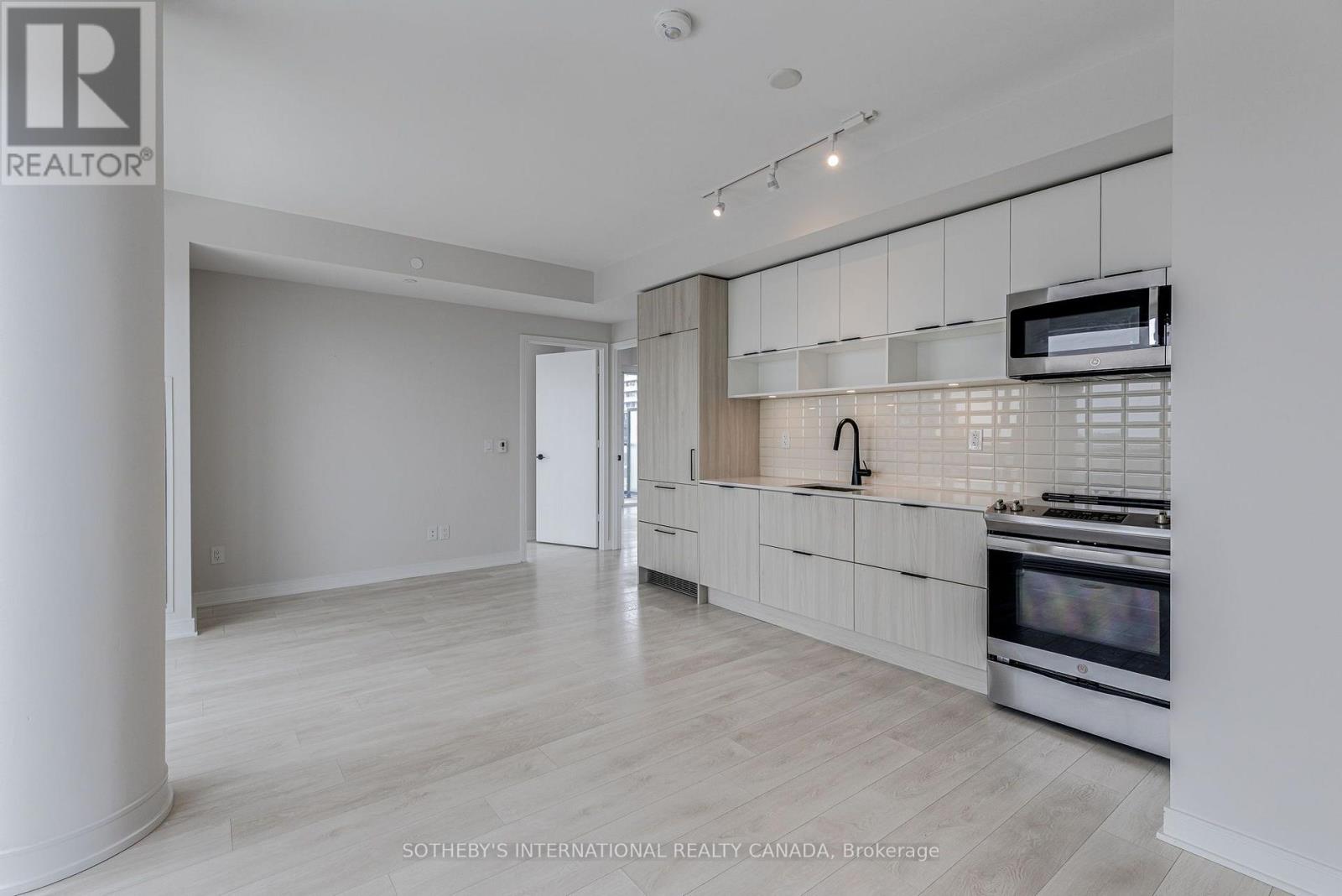 S808 - 180 MILL STREET, Toronto, Ontario
