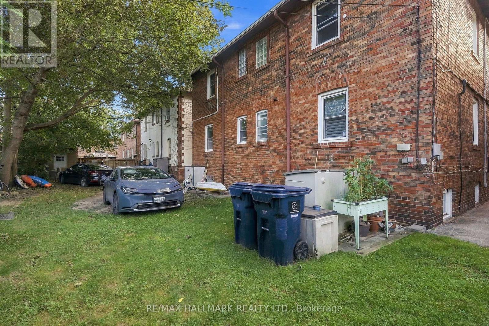 Upper - 25 Scarboro Beach Boulevard, Toronto, Ontario  M4E 2W9 - Photo 24 - E13787810