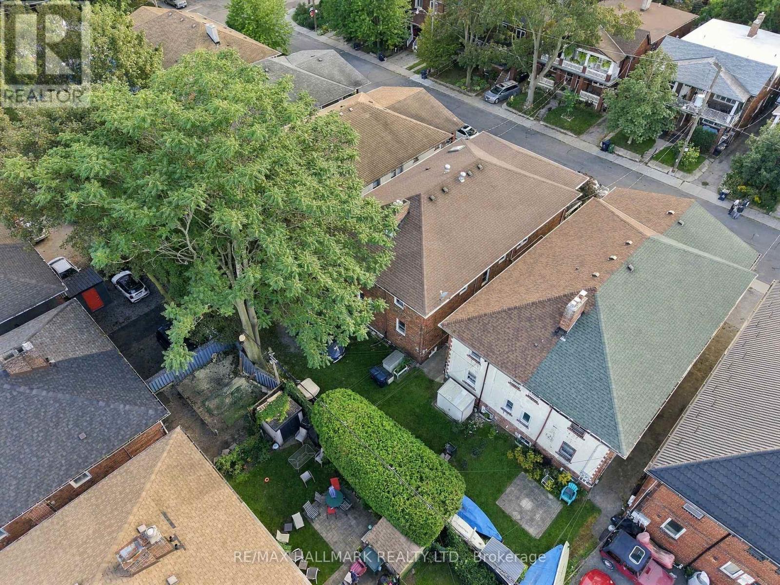 Upper - 25 Scarboro Beach Boulevard, Toronto, Ontario  M4E 2W9 - Photo 29 - E13787810